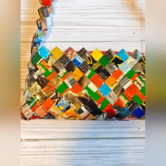 Candy Wrapper Purse - Picture 3 of 11